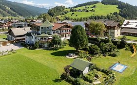 Landhotel Hubengut Bed&Breakfast